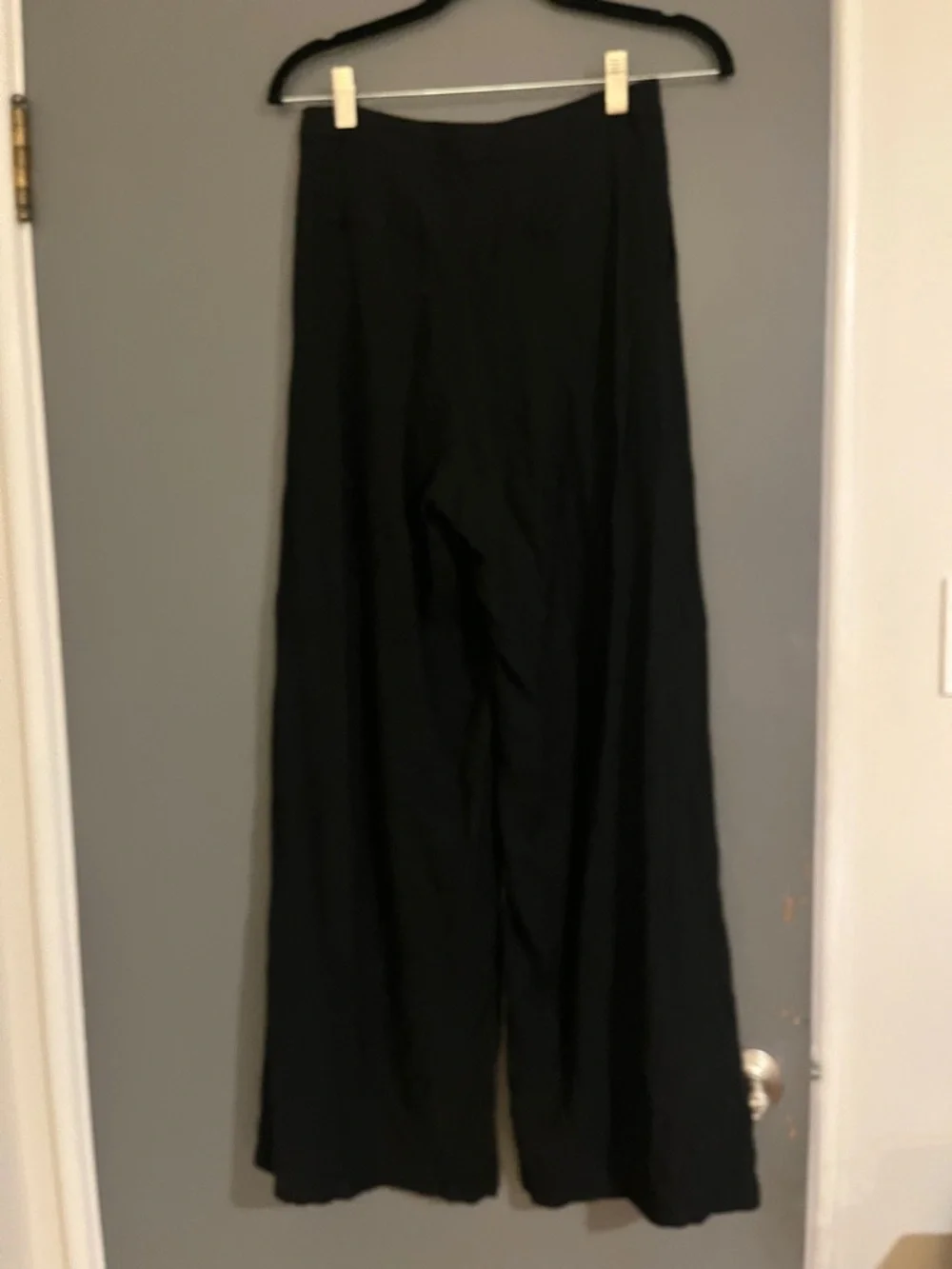 Do + be light flowy black trousers - Picture 4 of 4
